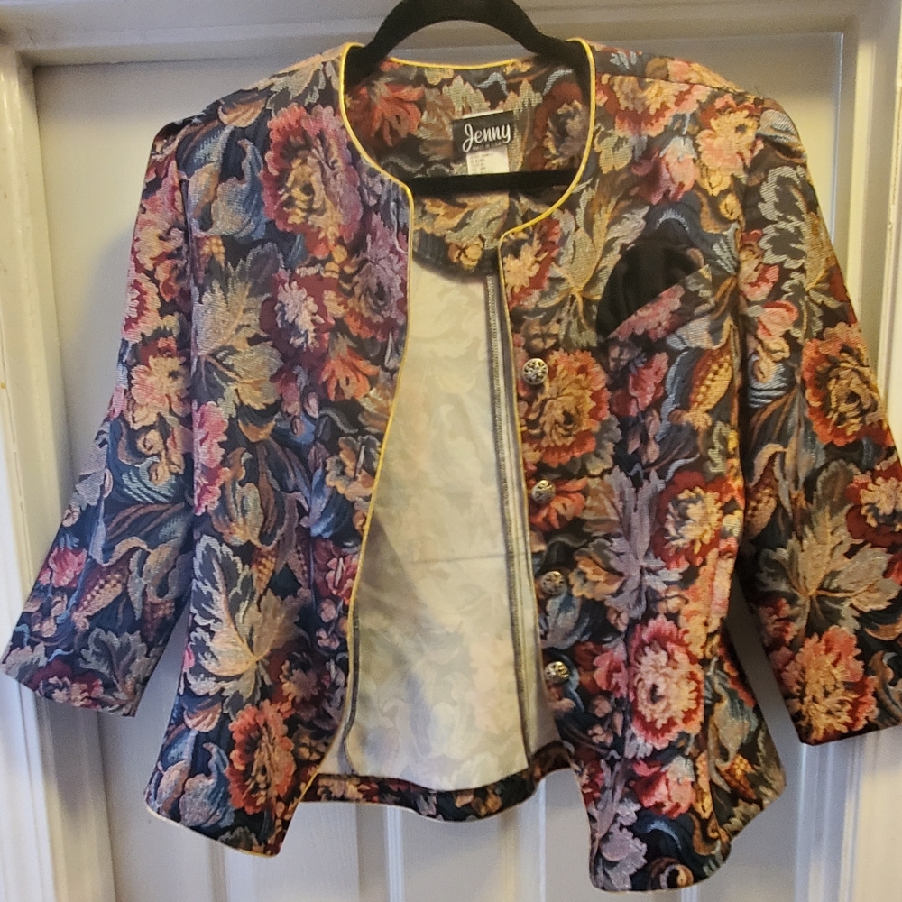 Vintage Floral Blazer Size 12
